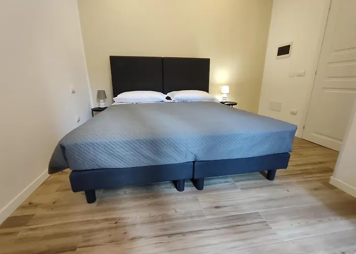 Residenza Maggiore 10 - -