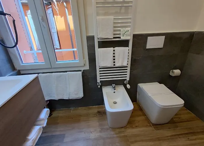 Alojamento de Acomodação e Pequeno-almoço Residenza Maggiore 10 - - Bolonha