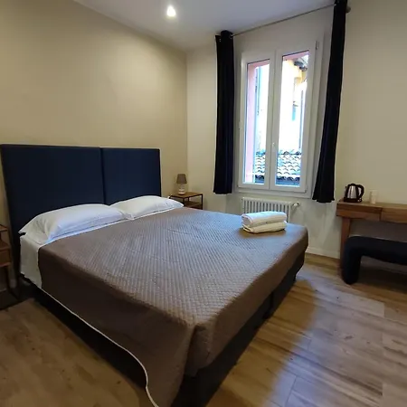 Alojamento de Acomodação e Pequeno-almoço Residenza Maggiore 10 - - 3*