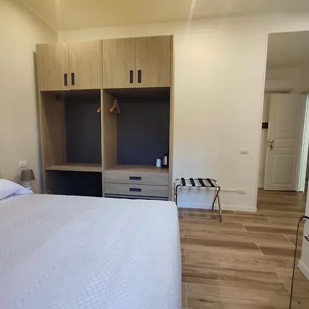 Residenza Maggiore 10 - - 3* ボローニャ