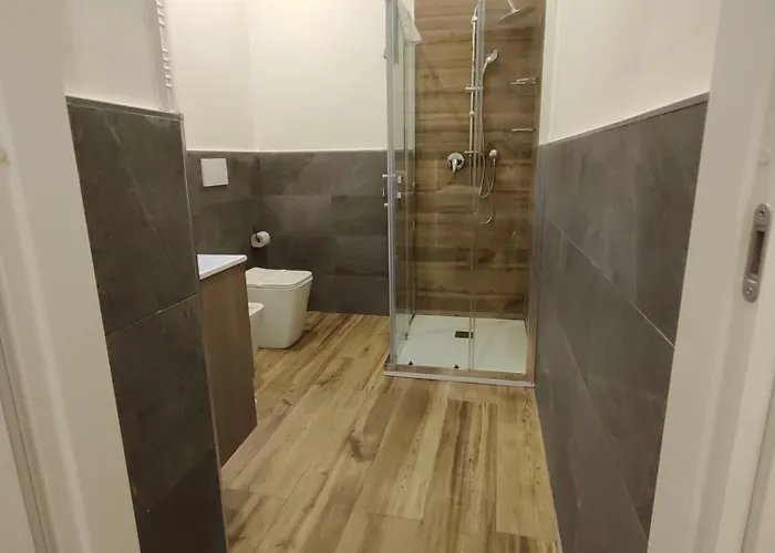 Residenza Maggiore 10 - -