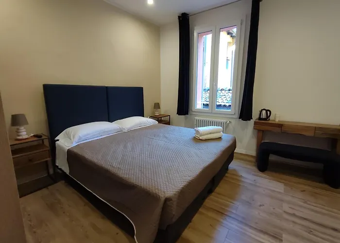 Alojamento de Acomodação e Pequeno-almoço Residenza Maggiore 10 - - 3*