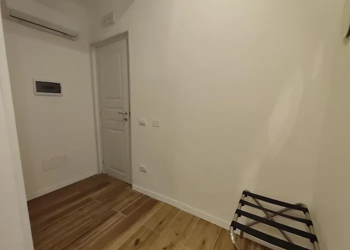 Residenza Maggiore 10 - - 3*